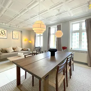 2 Bedroom In Trendy Area Kopenhagen